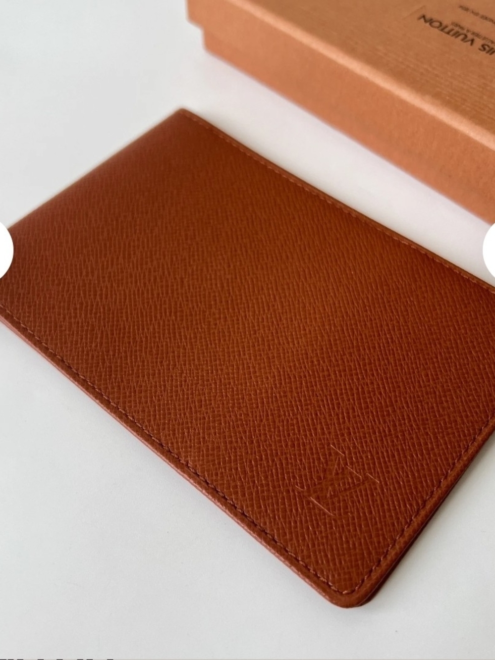 Louis Vuitton Authentic 1997 Brown Taiga Leather Card Pass Ticket ID Holder